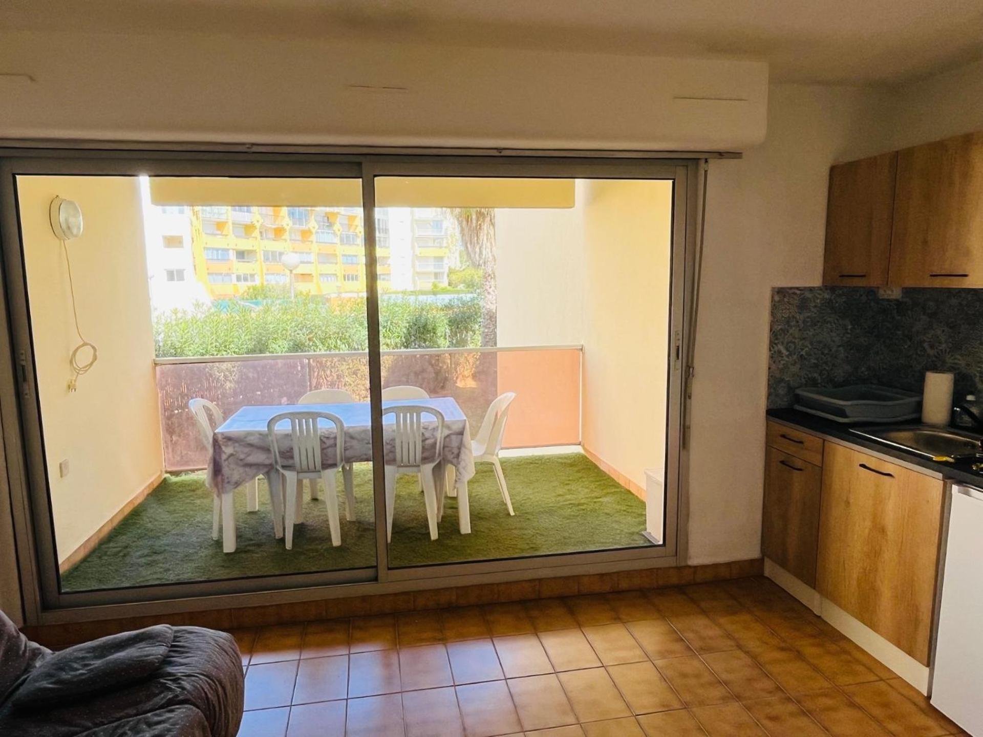 T2 ,4 Couchages ,Climatise ,Terrace ,En Face D'Aqualand ,Plage Rochelongue Agde Εξωτερικό φωτογραφία